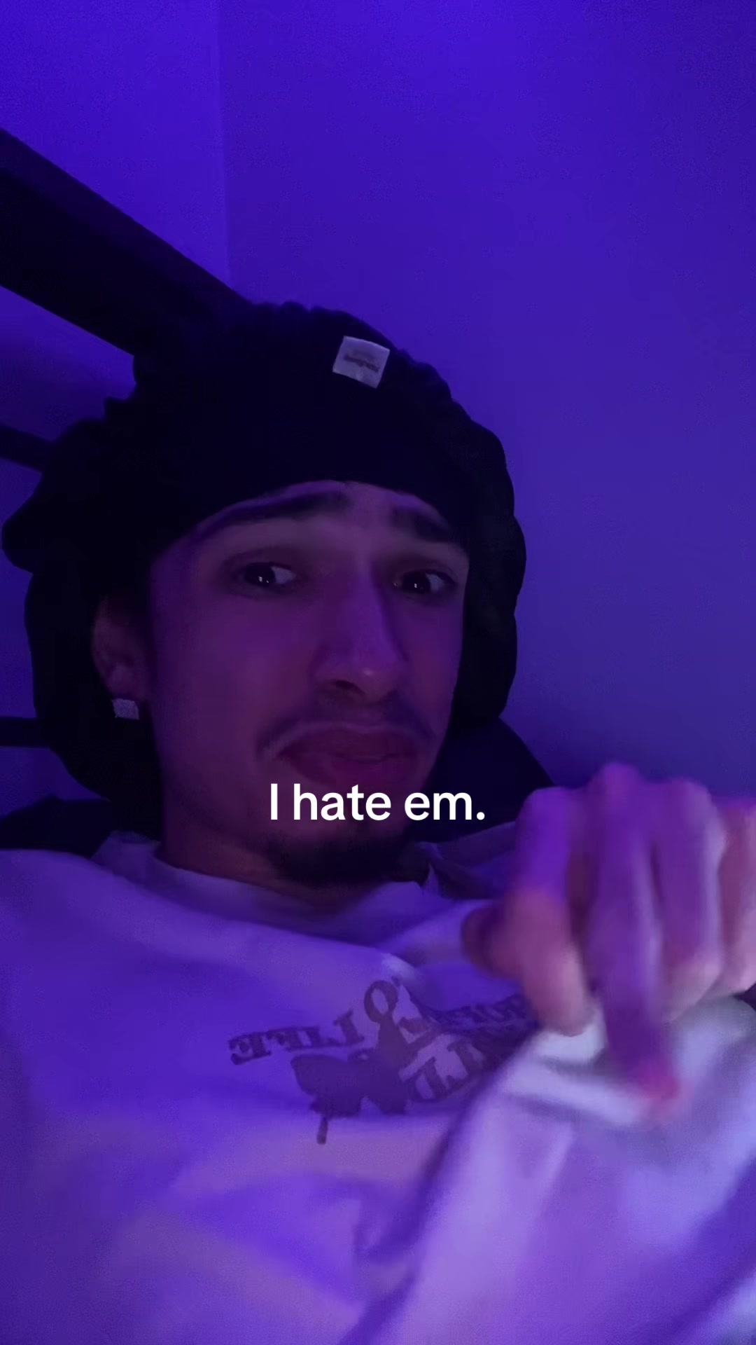 @￼