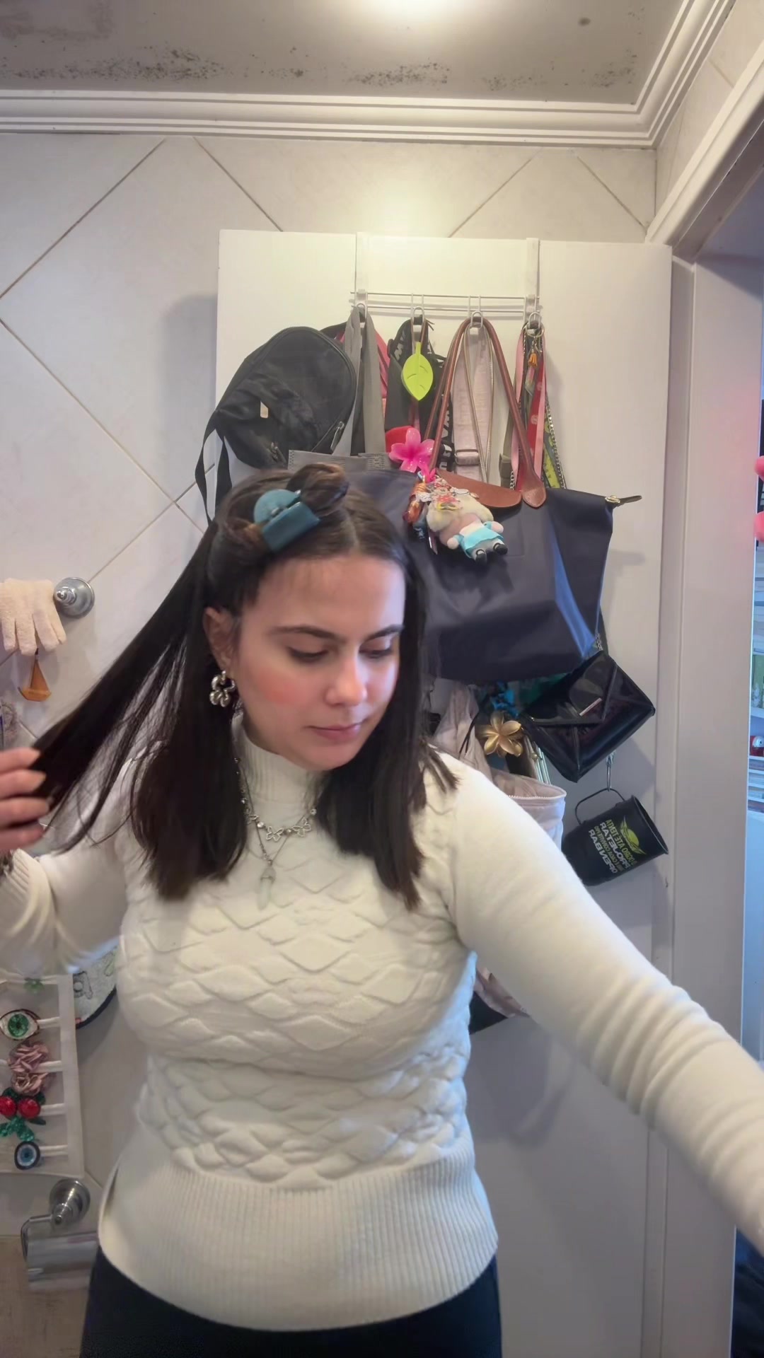 @gabriela