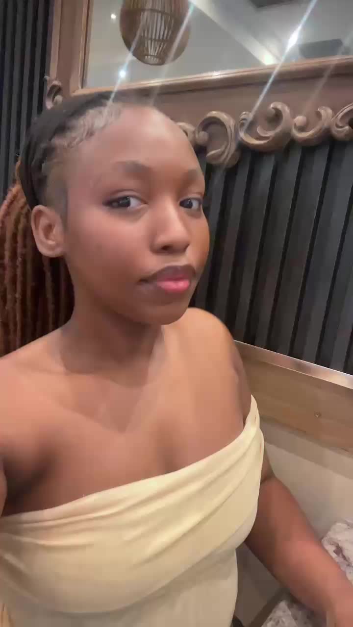 @Lisa Molosiwa 🍒