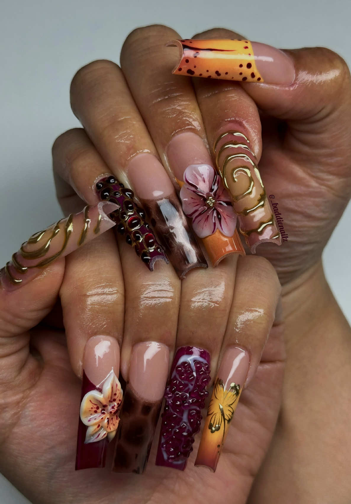 @_baddienailz_