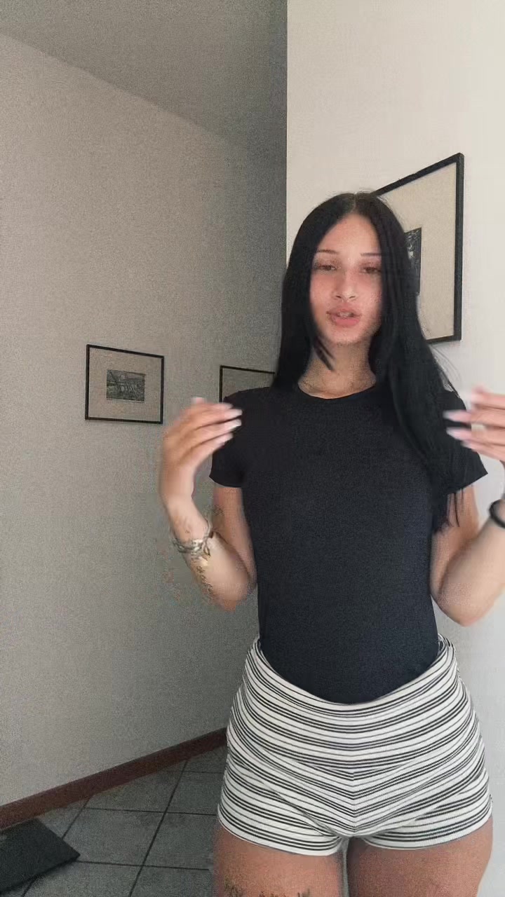 @⃟