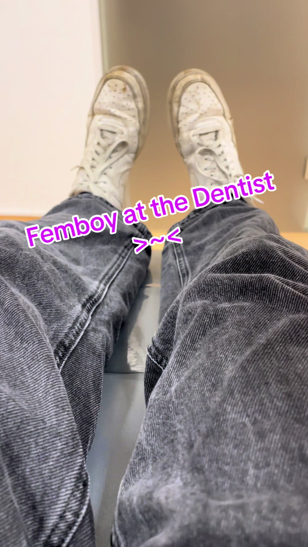 @Femboy_strubbi
