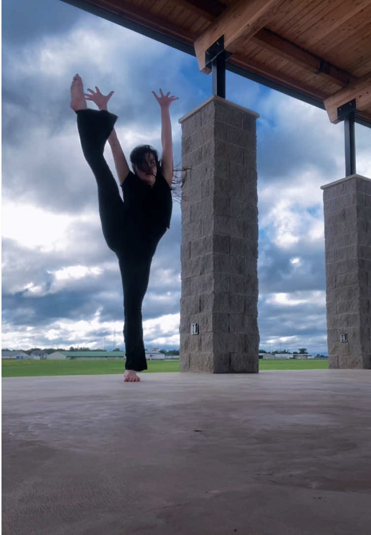 @alexis.bodylanguage