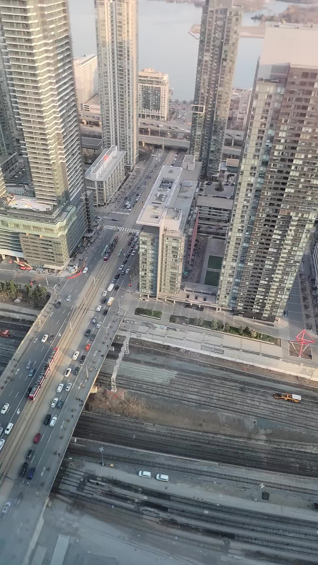 @Canada Vibes