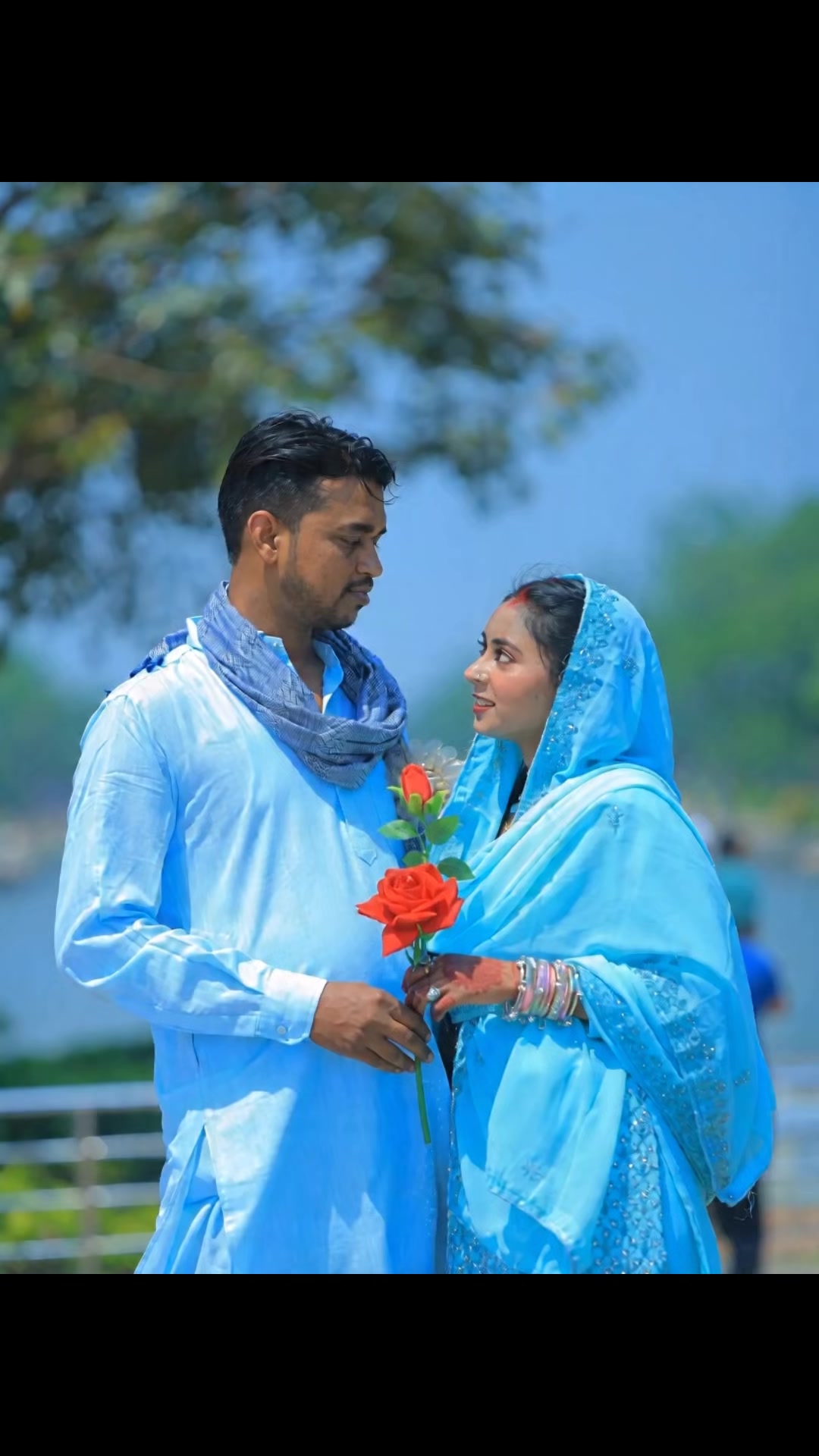 @Roshni khan