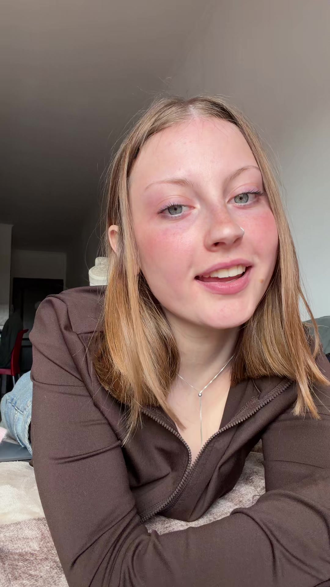 @abru