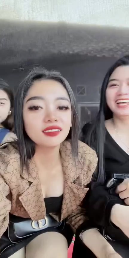 @Ratu Arina