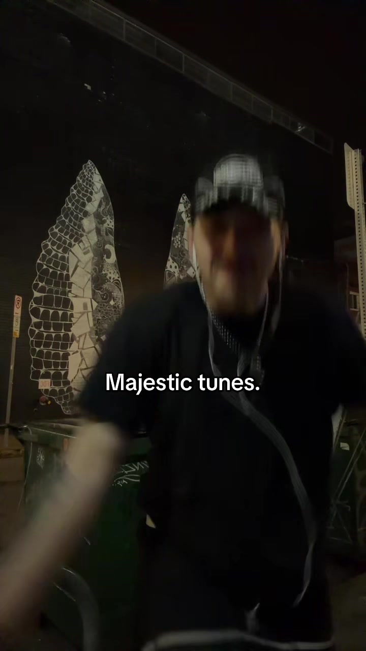 @Fezz