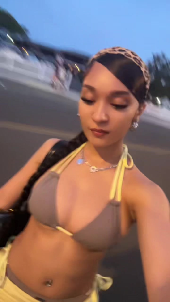 @Emmely