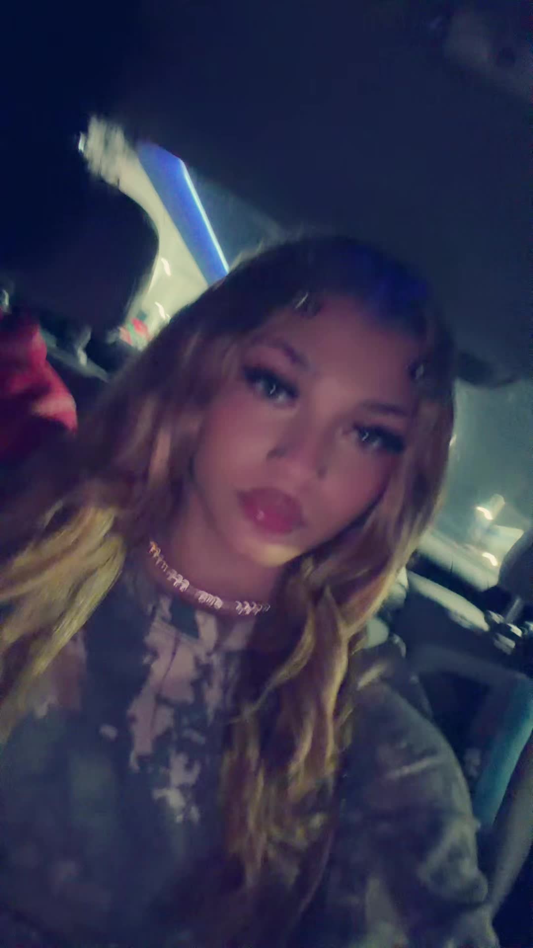 @mslilniyaa
