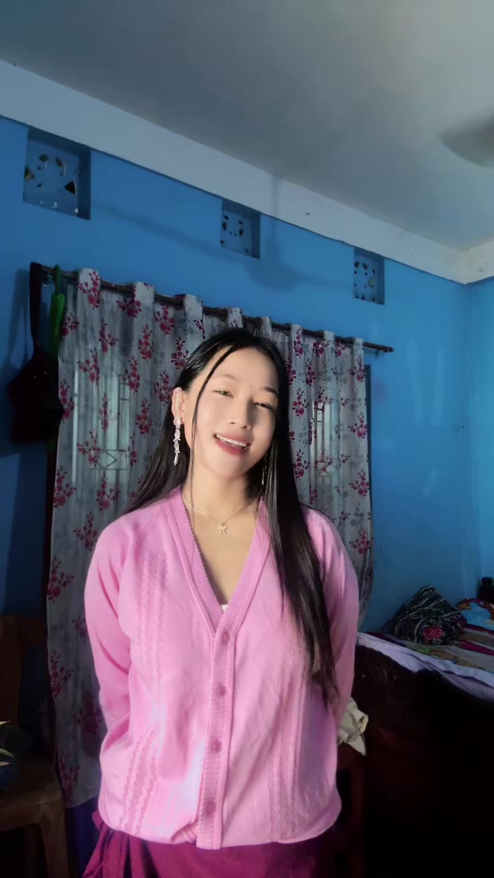 @सकुन् आङ्देम्बे लिम्बू🐼💗