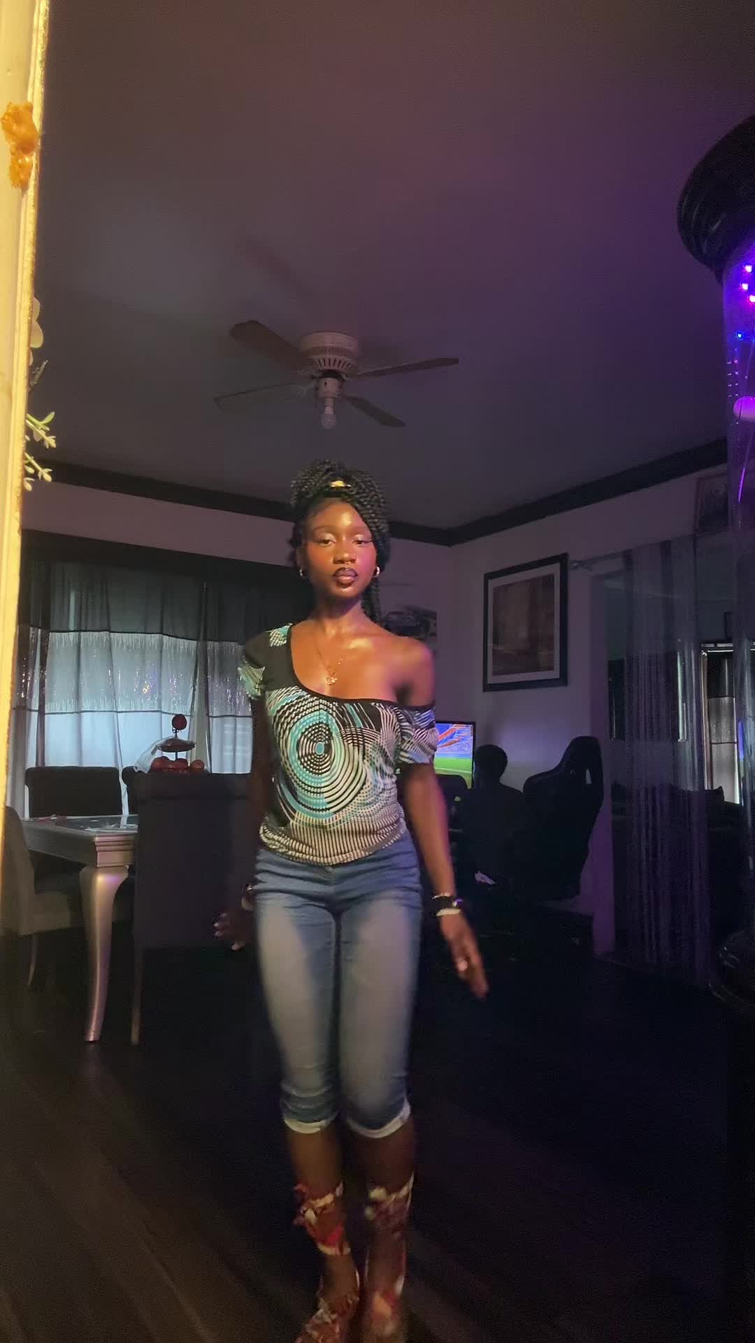 @Clemzyyy🇨🇩