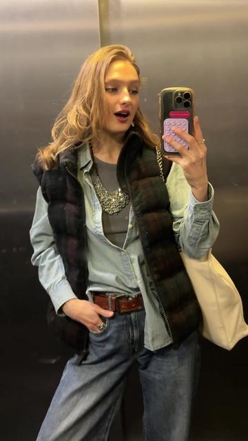 @heybarbina