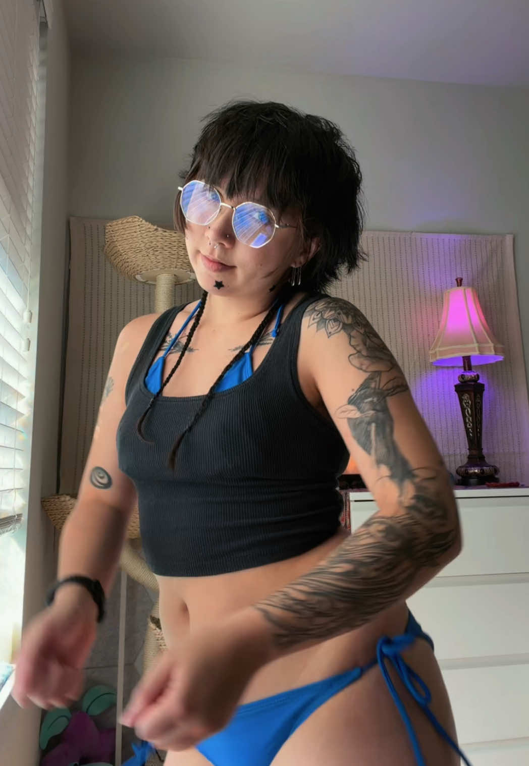 @payaxx🖤