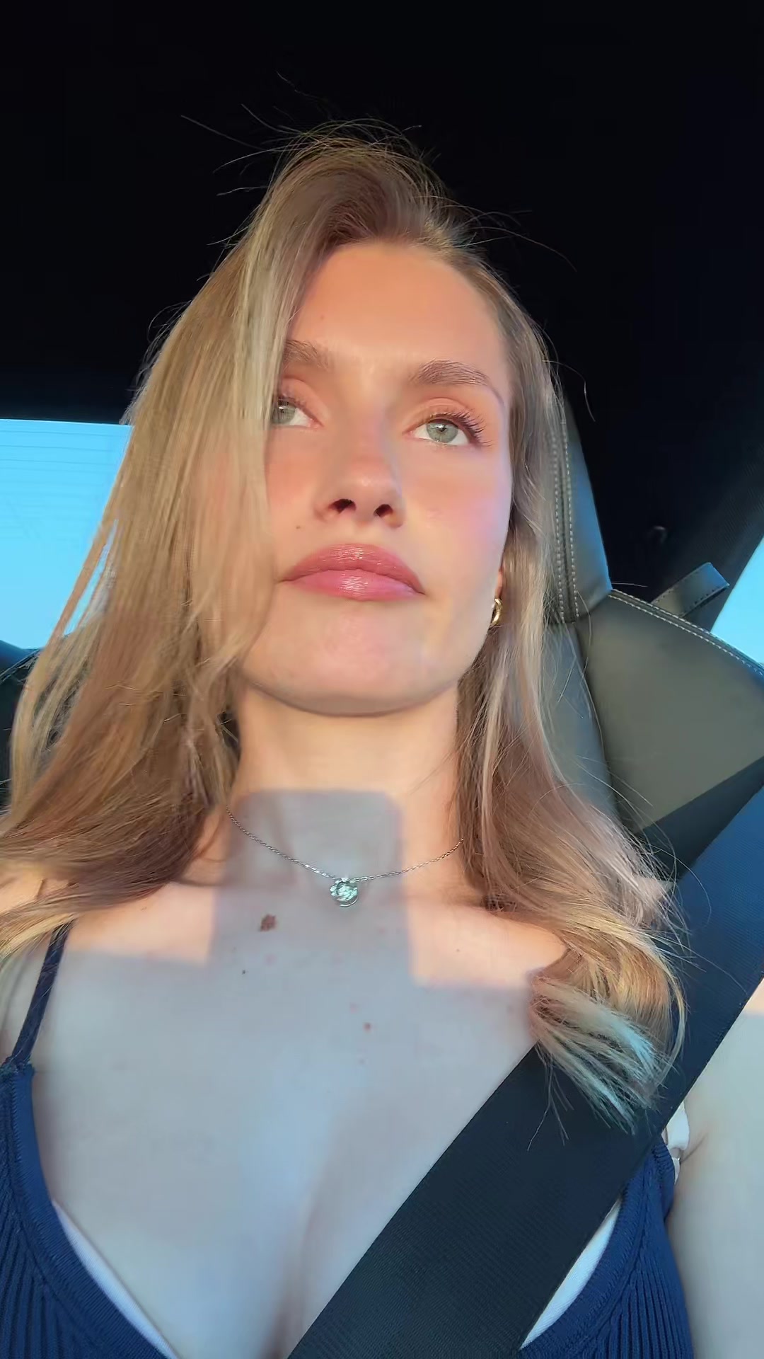 @Enoraa