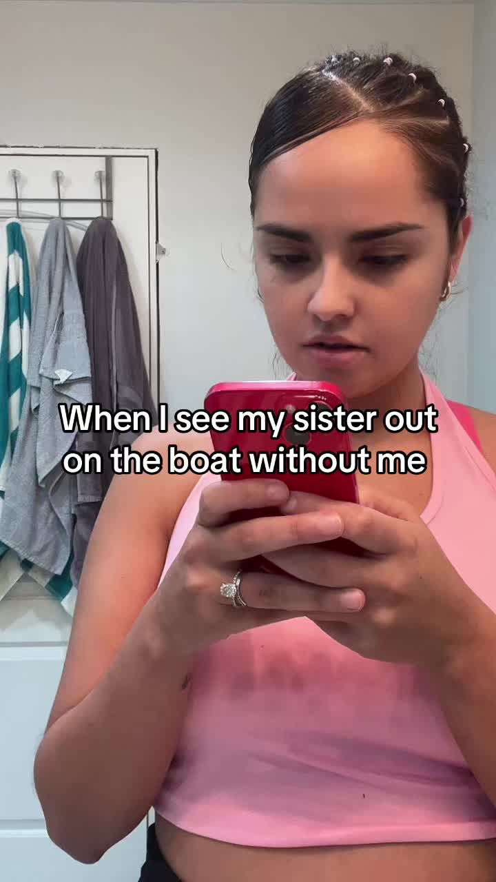 @_joanienicole