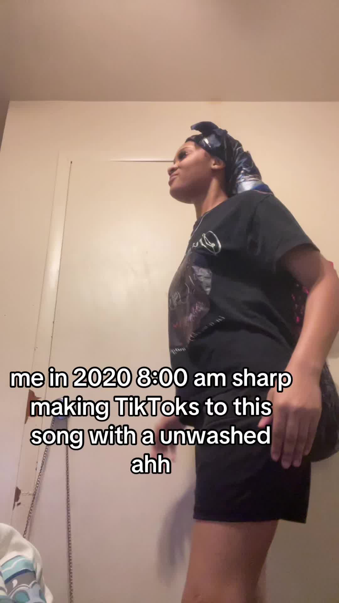 @😉
