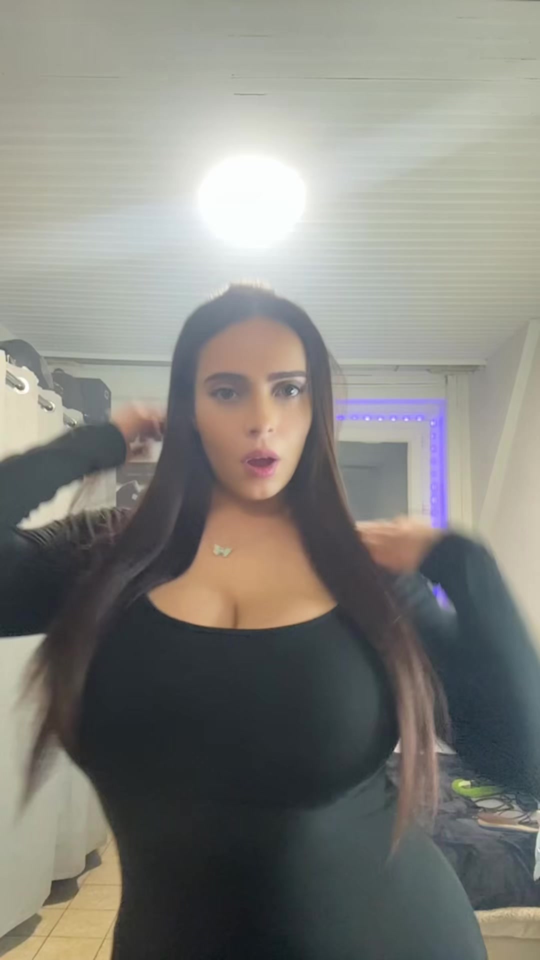 @SΛRΛH 🥷🫦