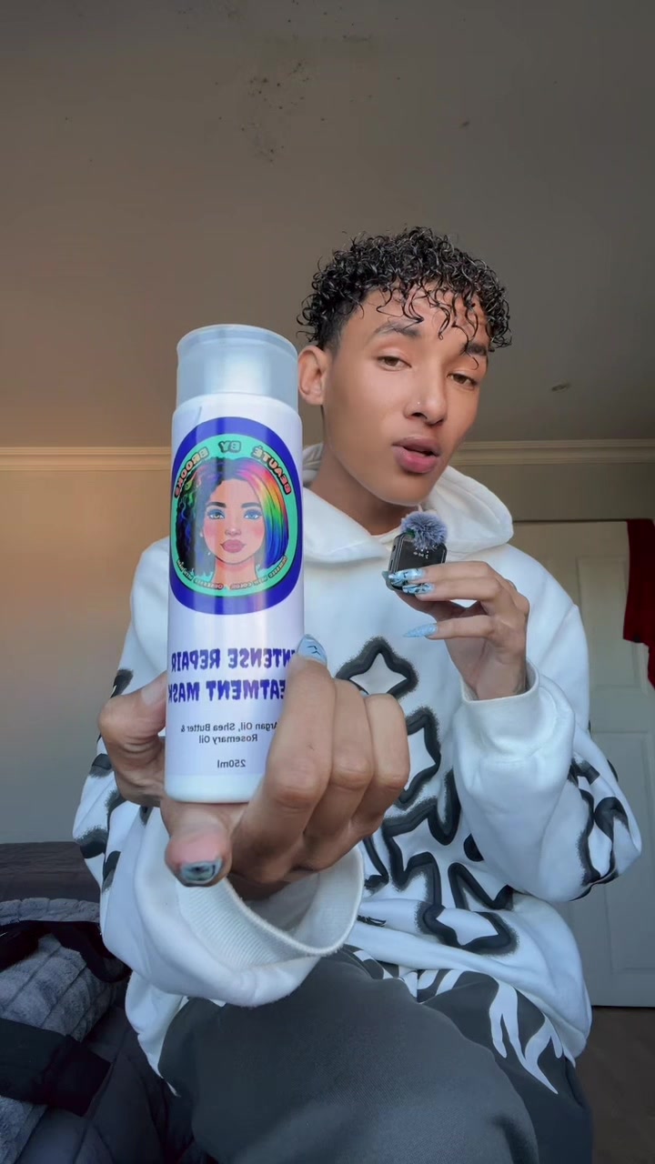 @𝔅𝔯𝔬𝔬𝔨𝔩𝔶𝔫𝔅𝔞𝔯𝔟𝔦𝔢🎀