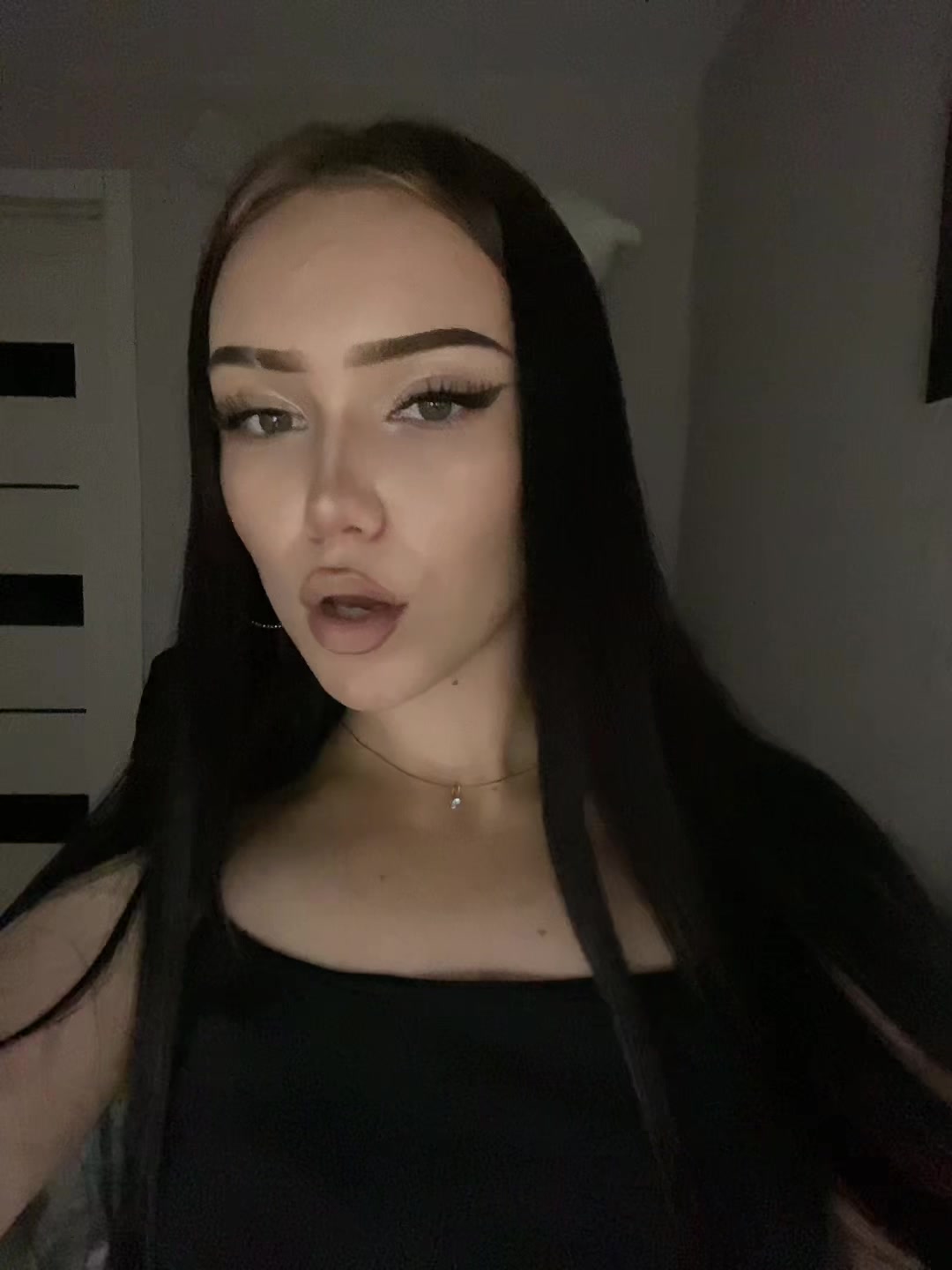 @𝘀𝗵𝘂𝗿𝗮
