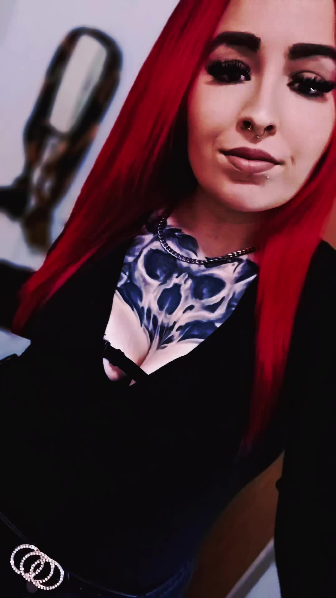 @𝑳𝒆𝒙𝒊 🖤