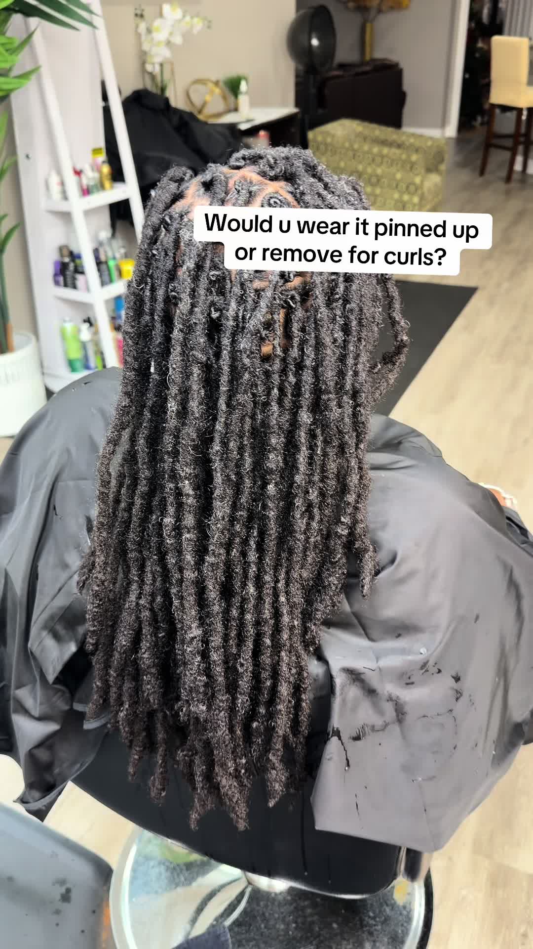 @yanneikaharriott