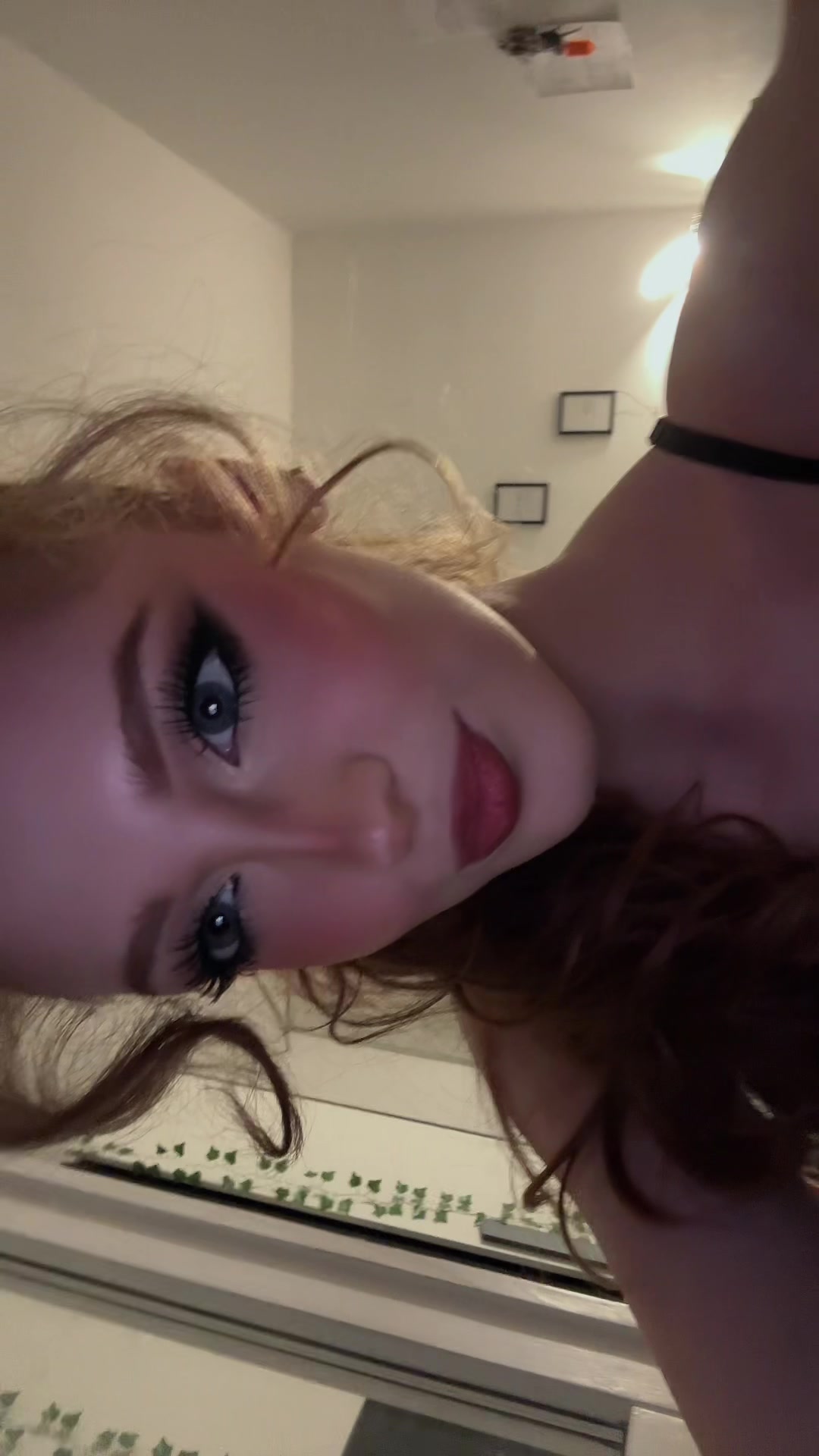 @Yuliya-๐ท๐บ๐ฎ๐น
