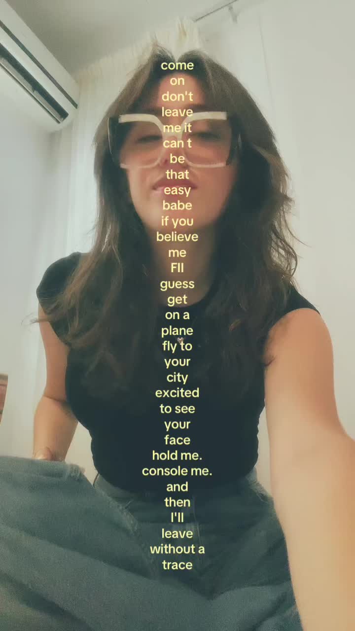 @🫐