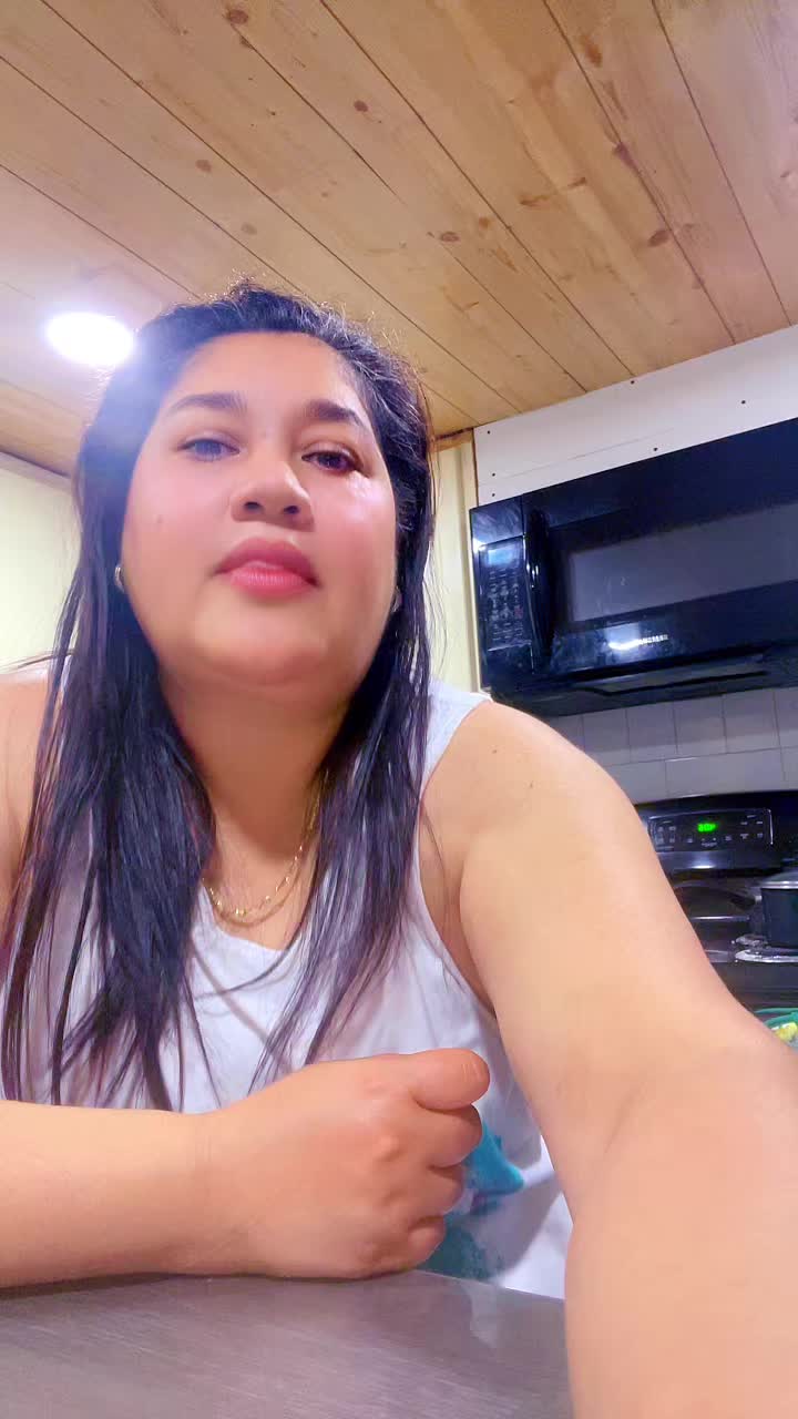@Luisa m servellon