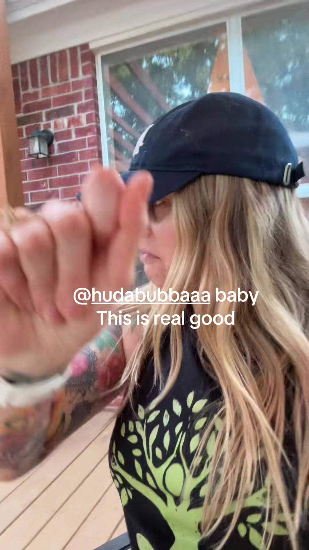 @AmandaOnTheGlow