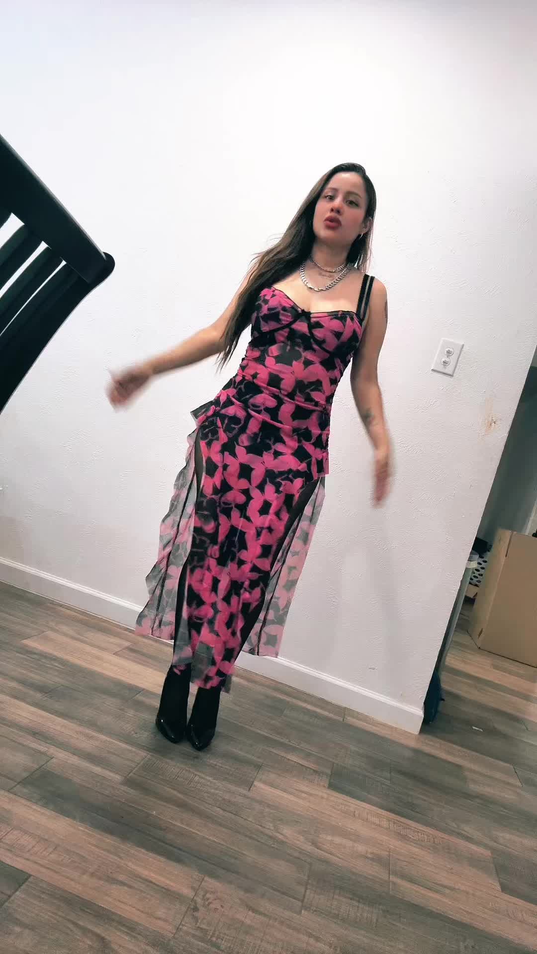 @Kiki