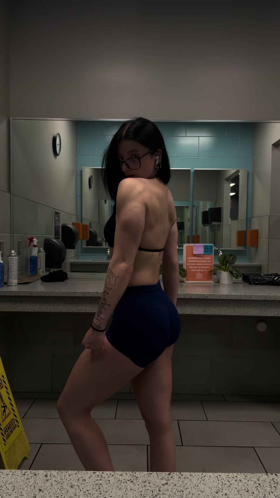 @Dakota P