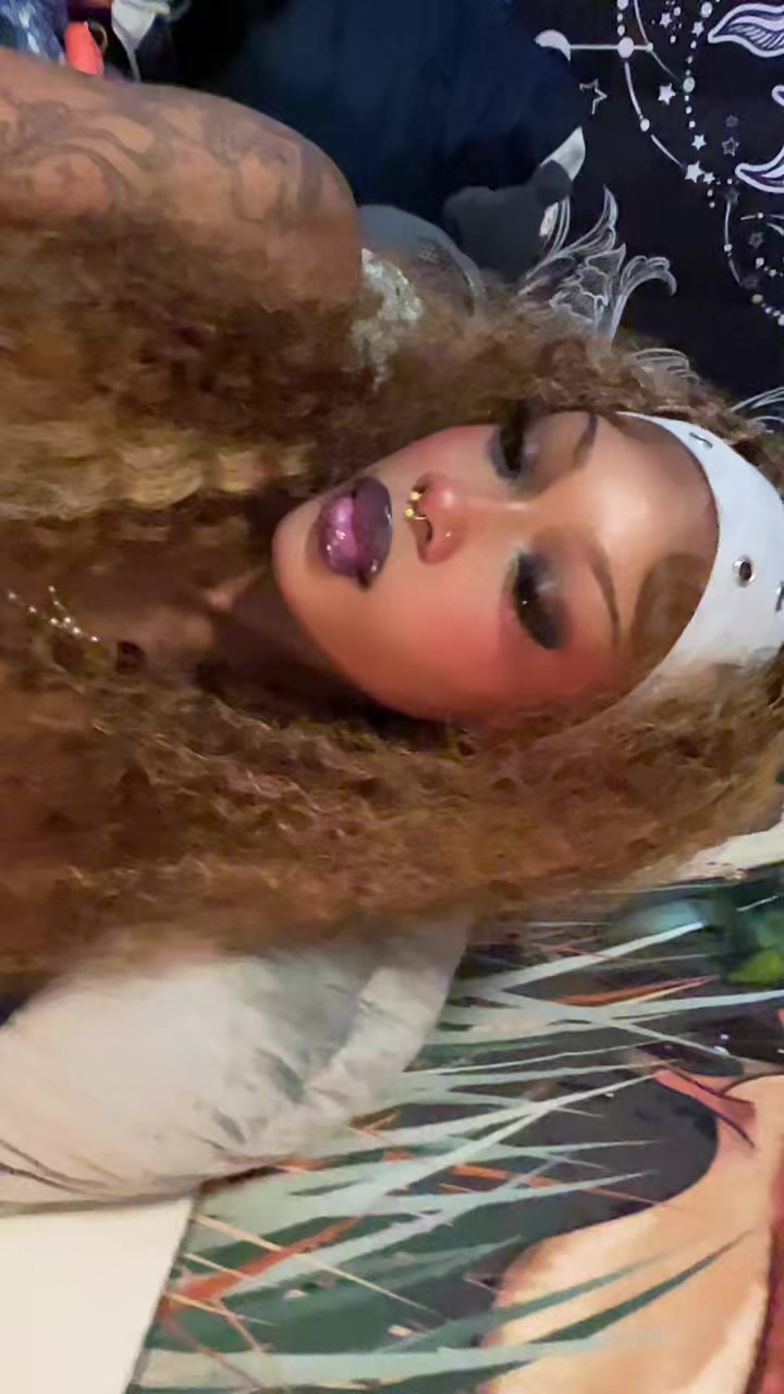 @vixen