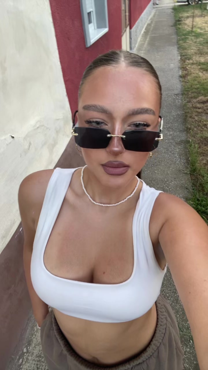@💫