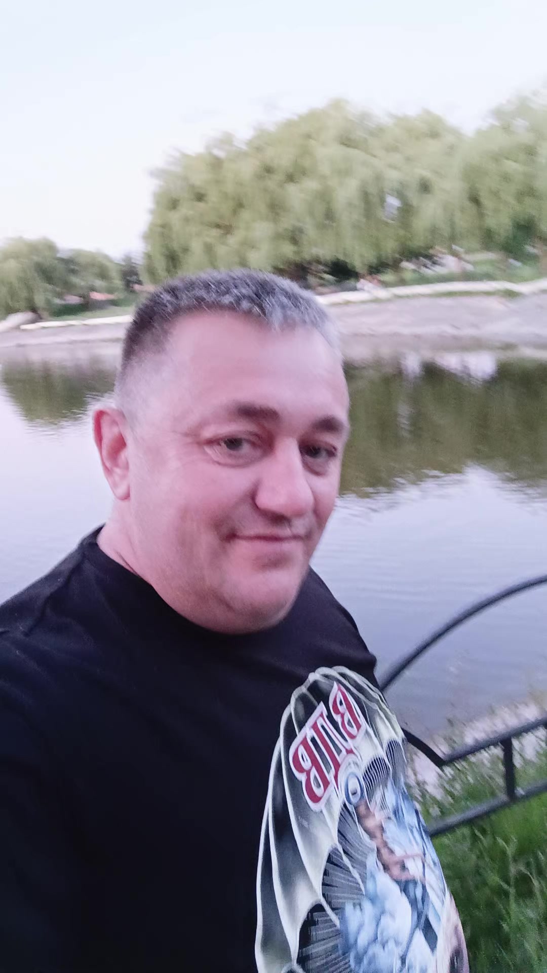@Вовка