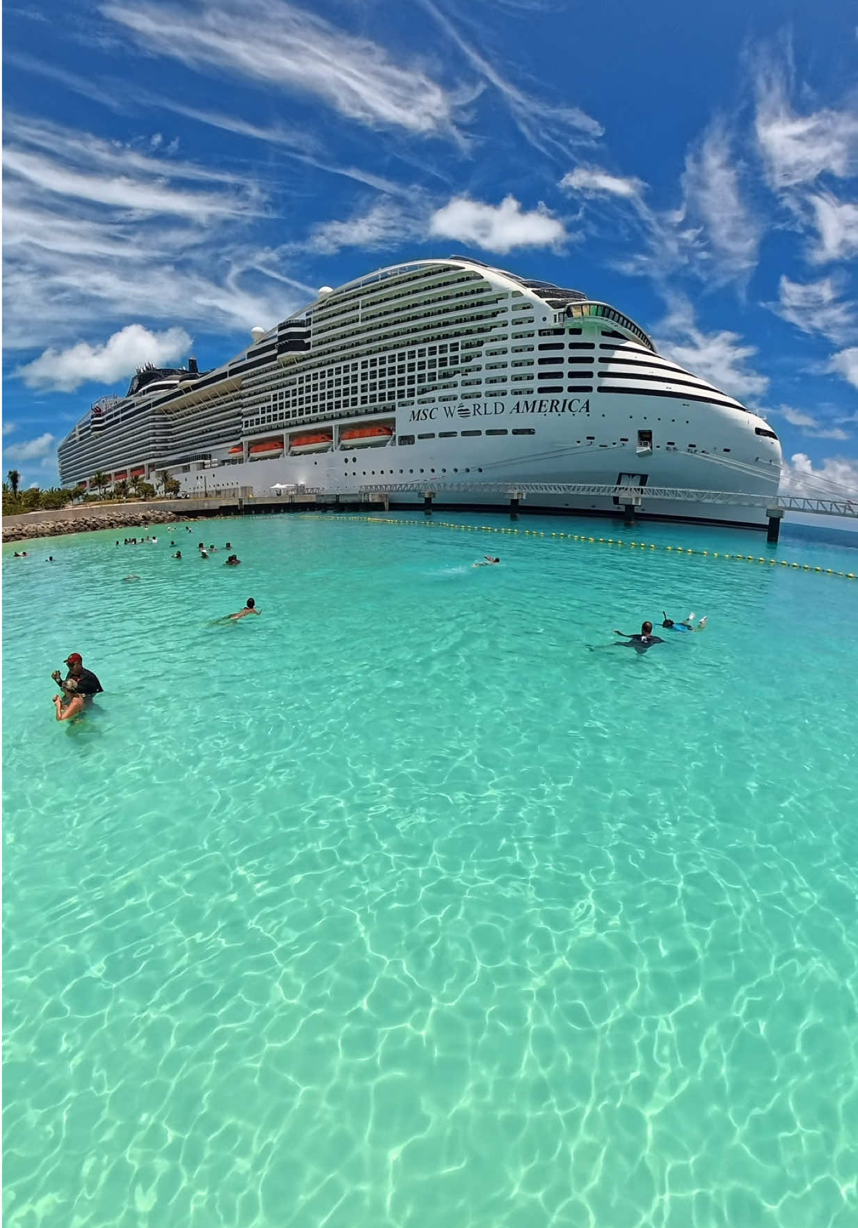 @Paulo Travels / Cruises✈️🇨🇦