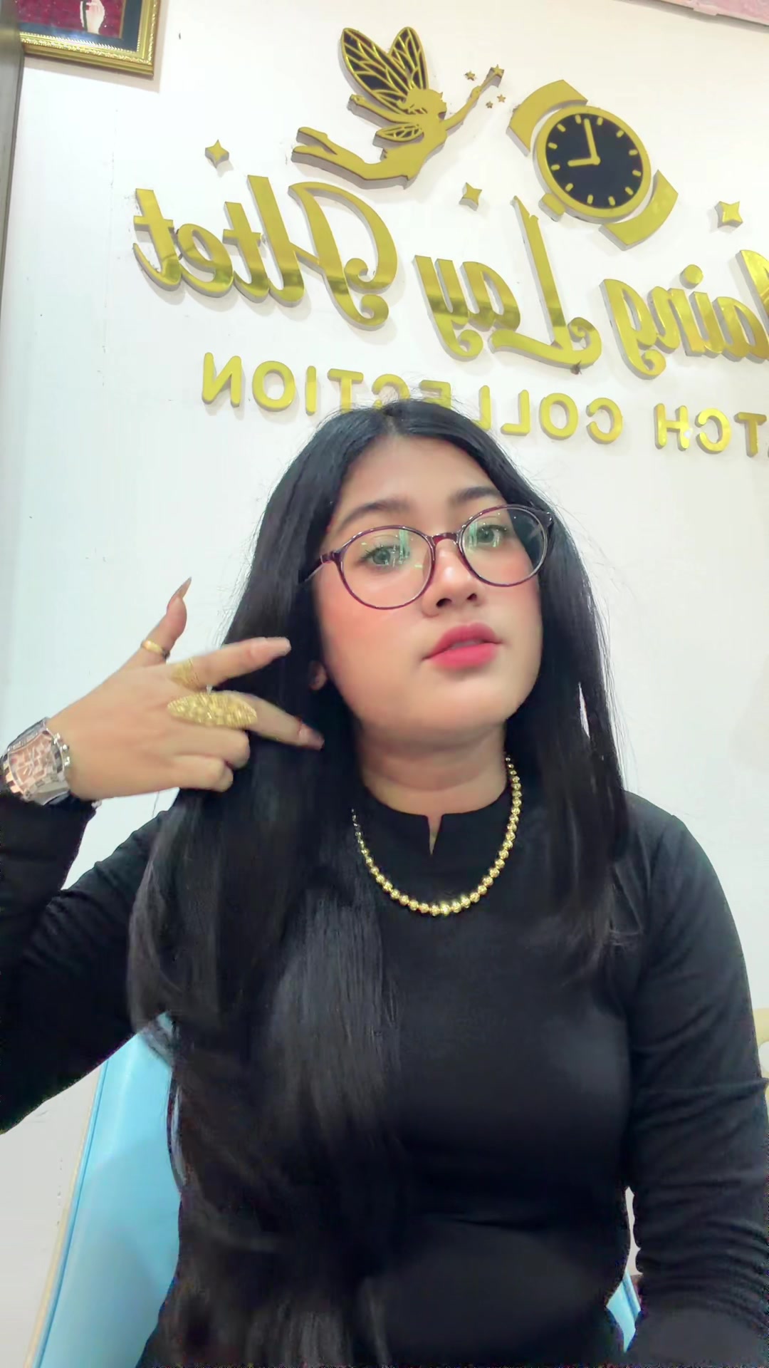 @Maing Lay Htet (Watch)-6.1M