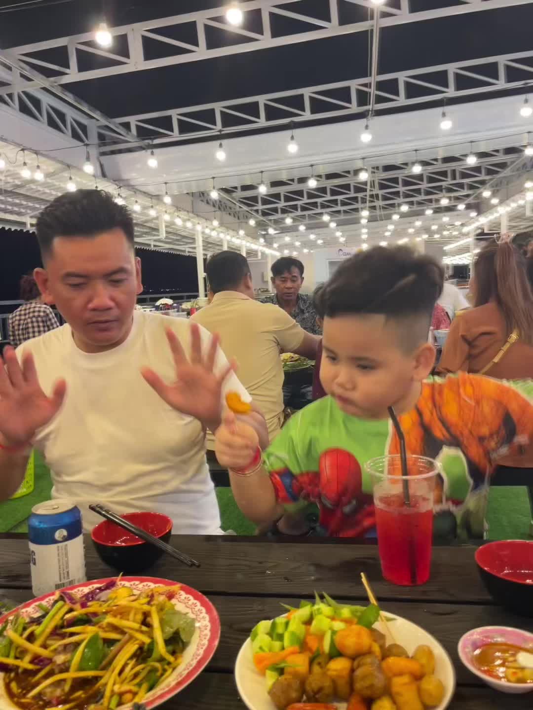 @កូន ប៉ូលីសតូច