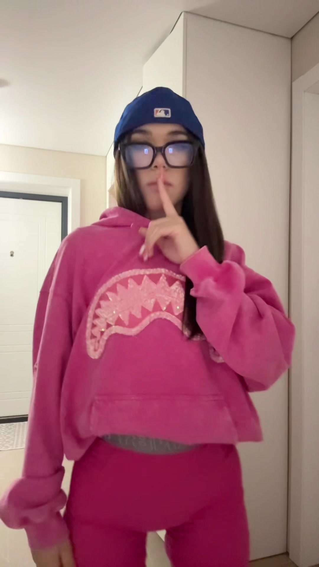 @Ikona