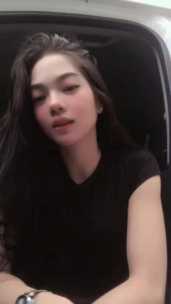 @enis_hq