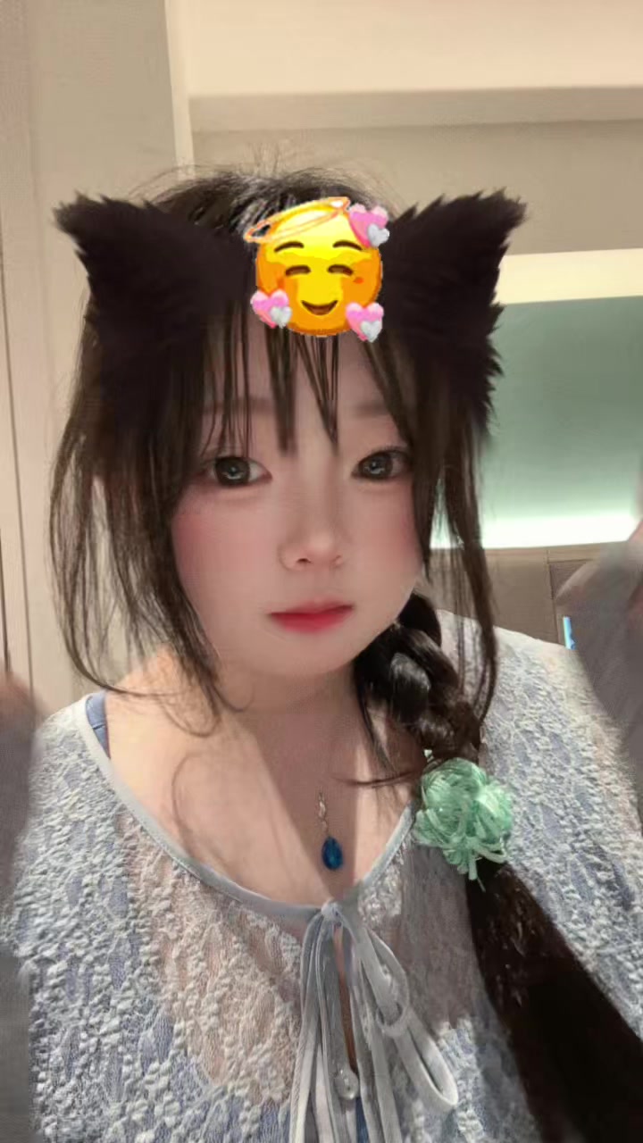 @🦋Chelsea🫧🛼