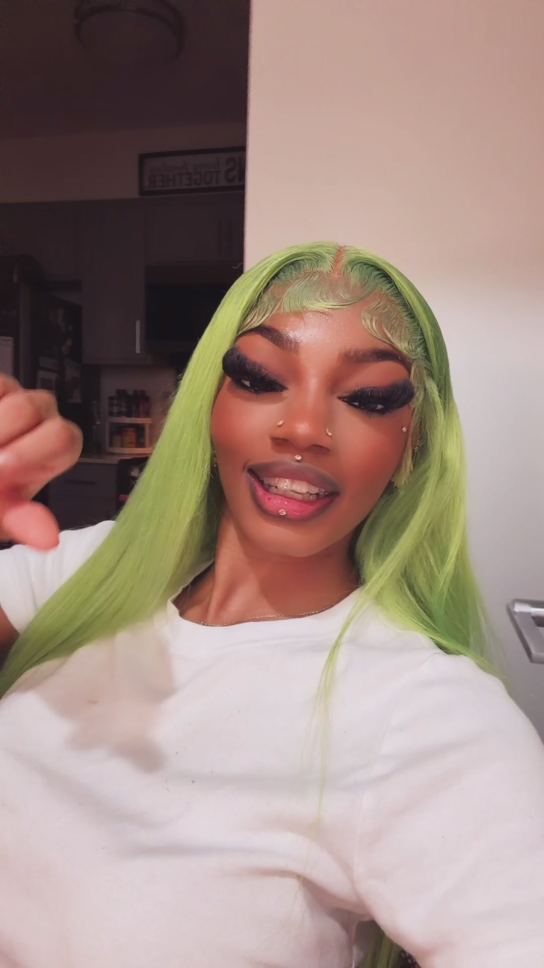 @x.clusiveebratt