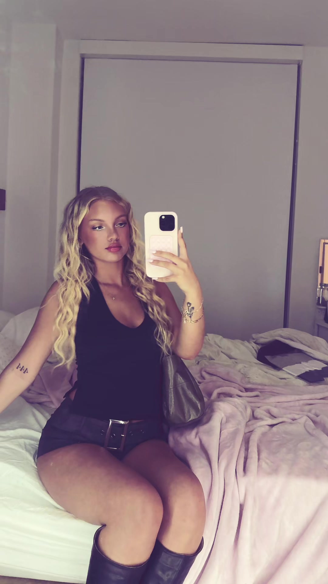 @maddieeprosser