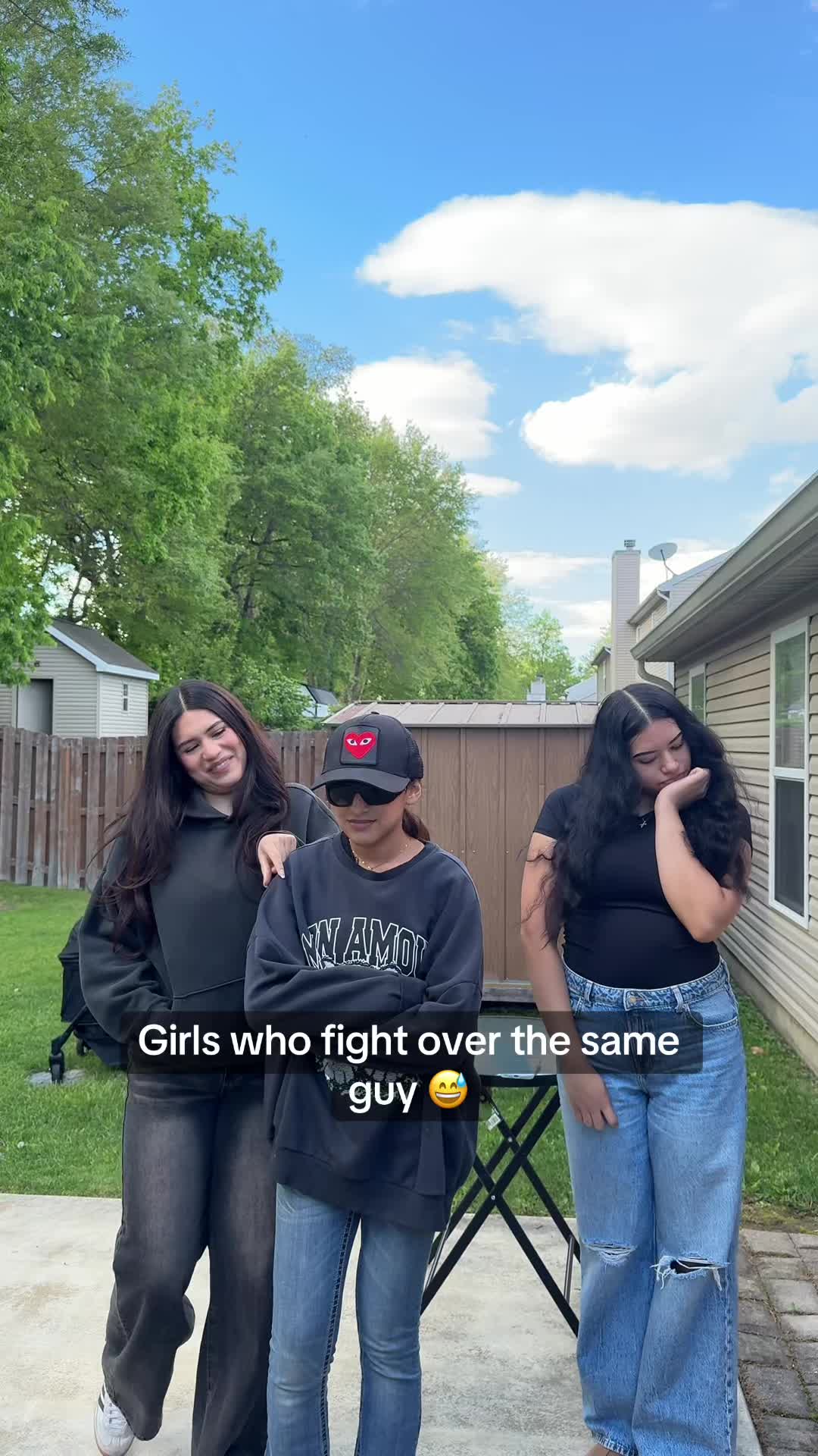 @Hermanas&ensp;V