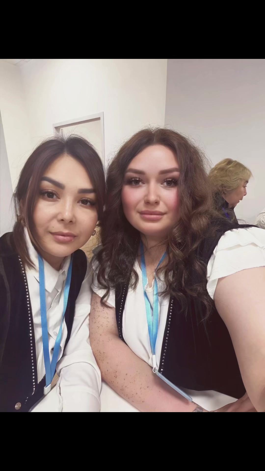 @Eseniya🖤