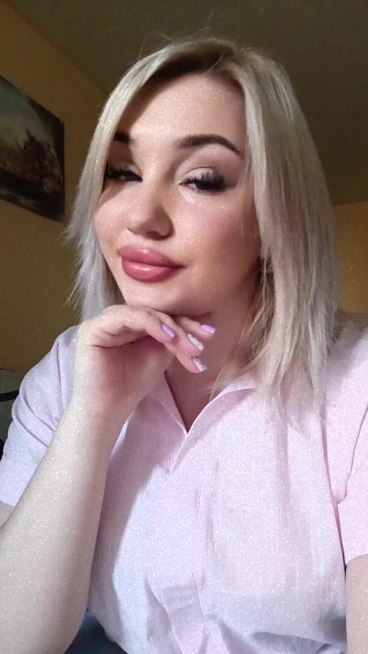 @Anna❤️🔥