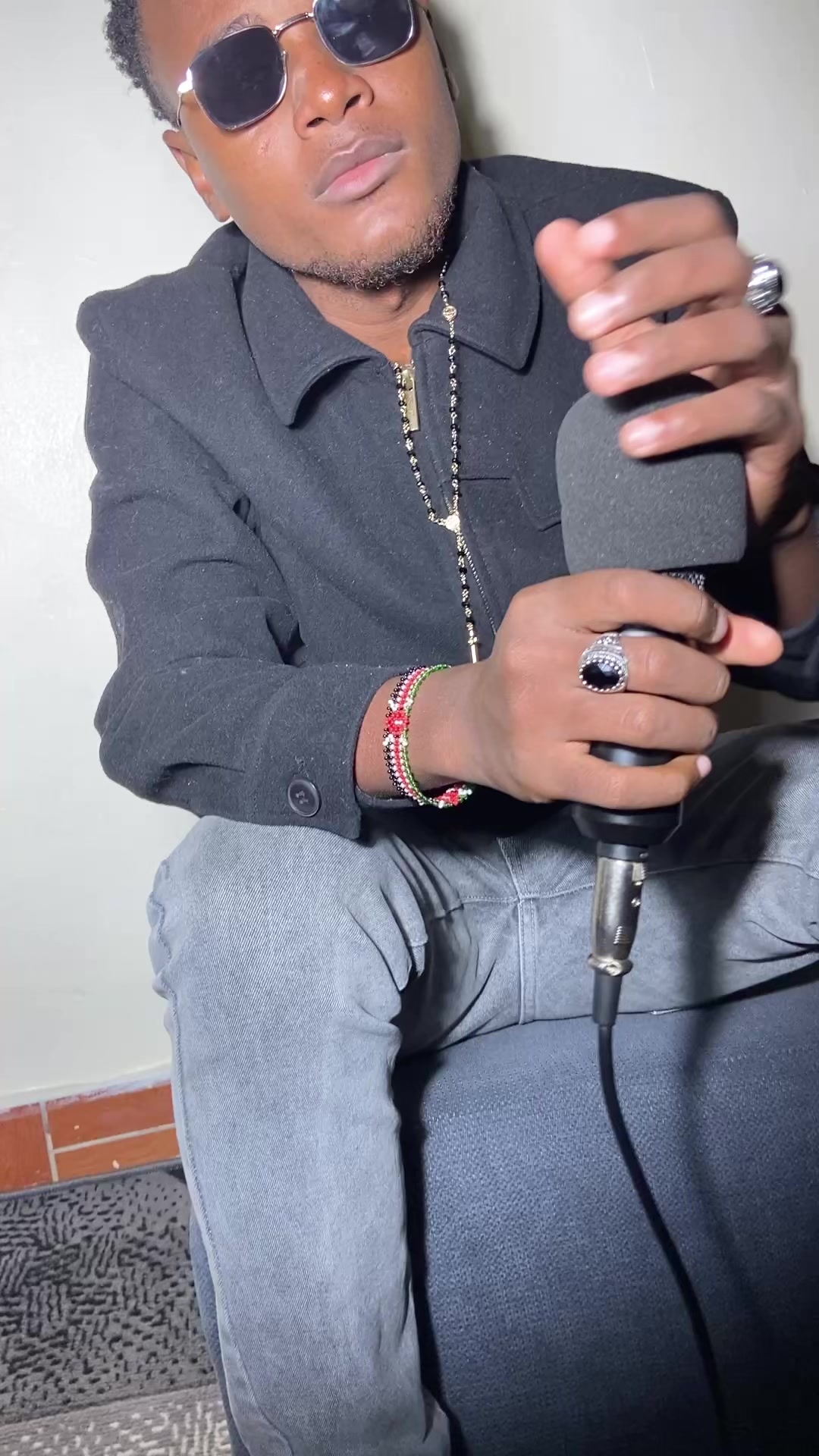 @JAY SWAT🎙️