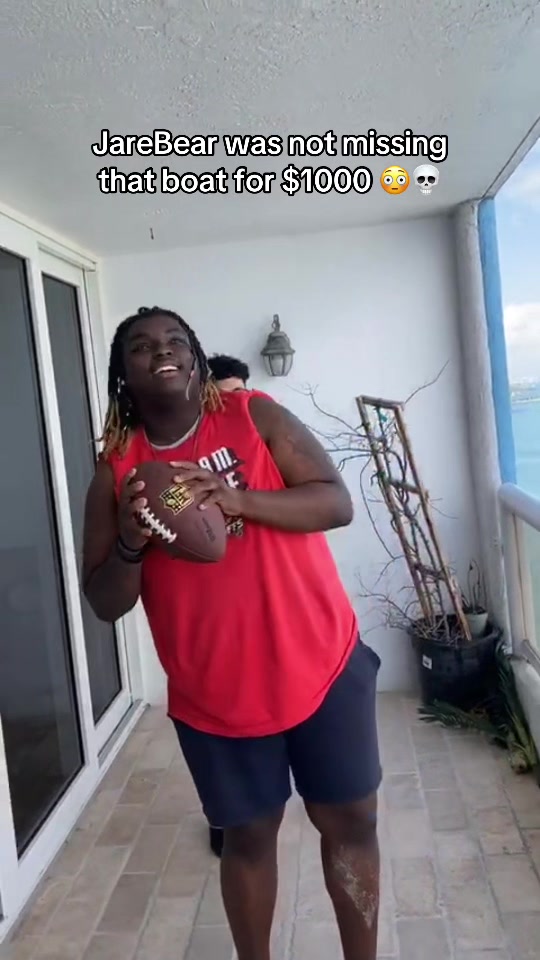 @jarebeartv