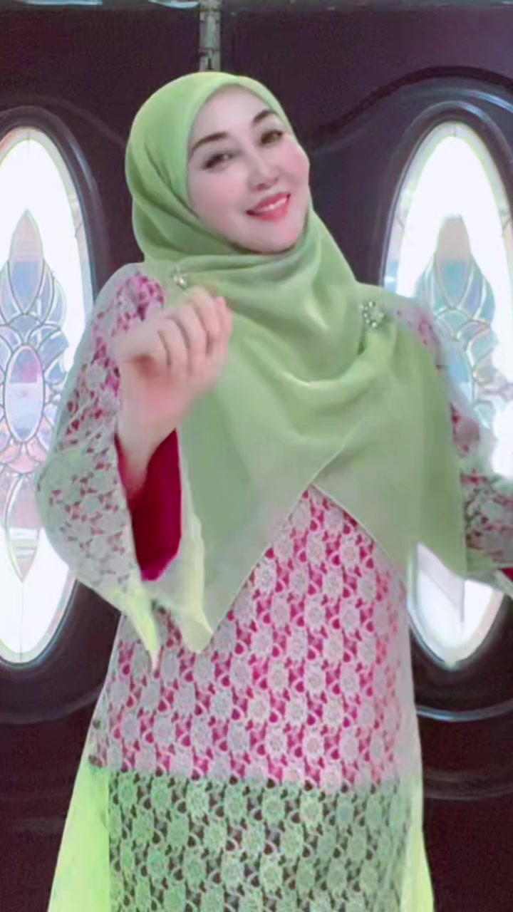 @Anies manja