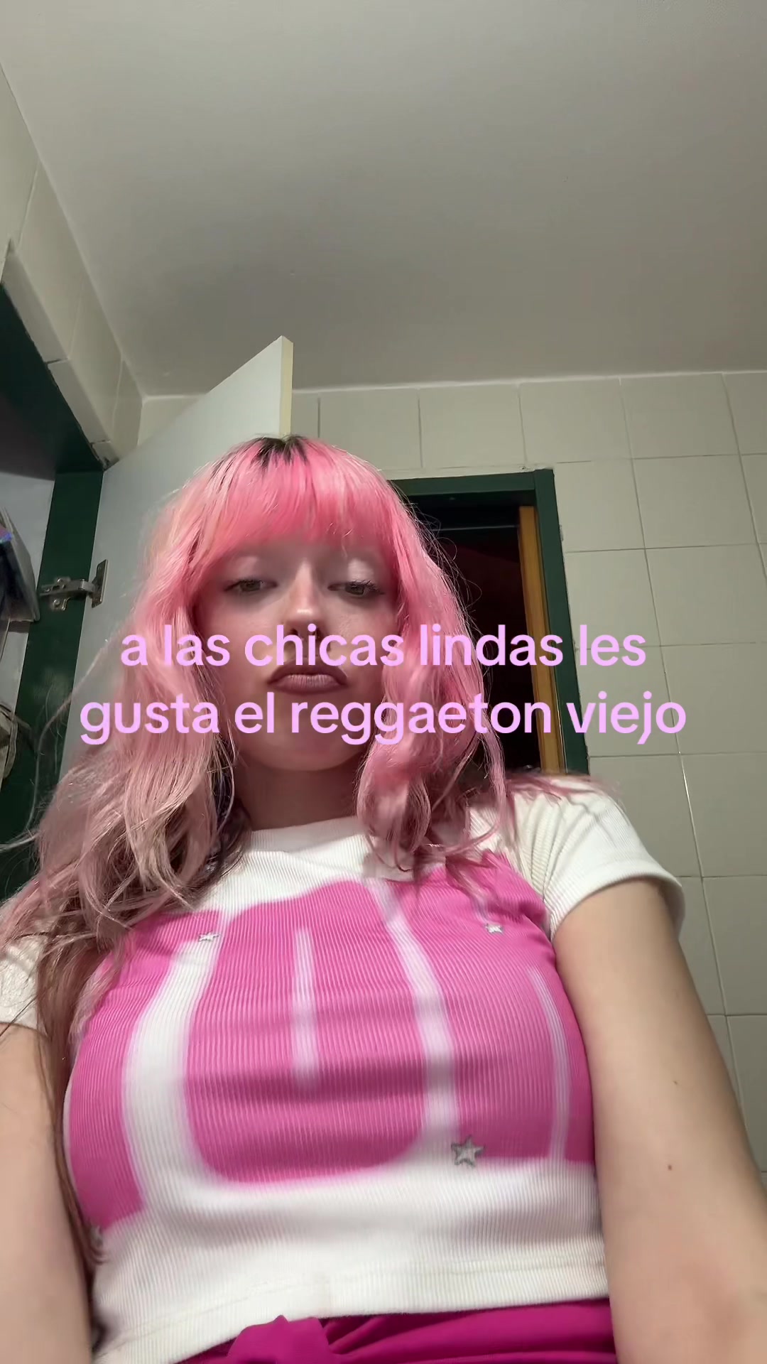 @nicole